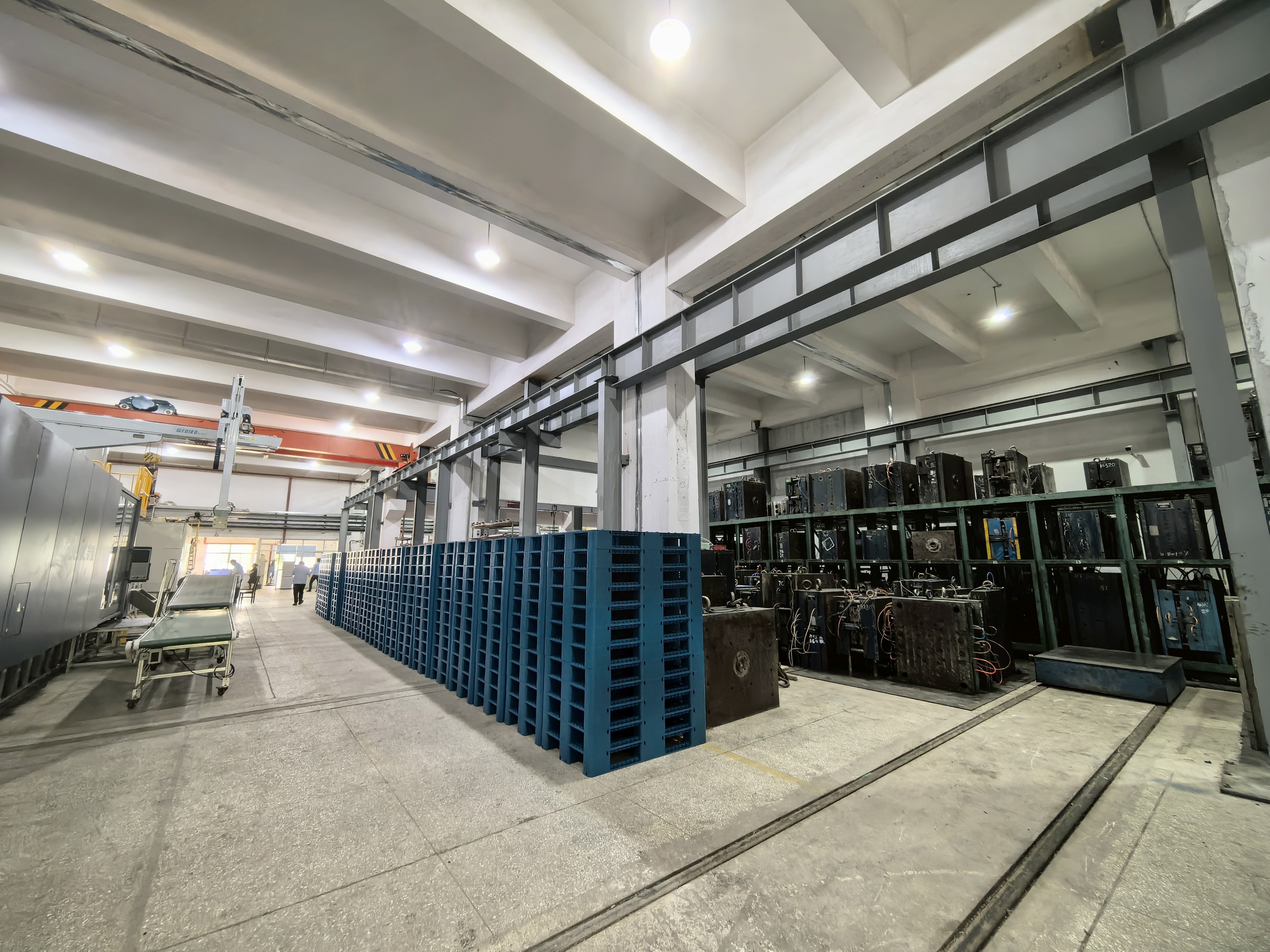 บล็อกบริษัทล่าสุดเกี่ยวกับ จากบรรจุภัณฑ์ที่ใช้ได้เพียงครั้งเดียว ไปสู่ระบบที่สามารถใช้ได้อีกครั้ง: กล่องพลาสติกกําลังปรับเปลี่ยนประสิทธิภาพการจัดสรรของโลกอย่างไร