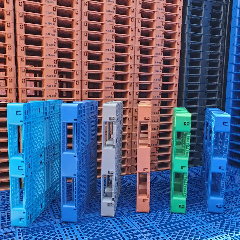 บล็อกบริษัทล่าสุดเกี่ยวกับ สามตัววิ่ง vs พาเลทพลาสติกแบบเต็มขอบ: แบบไหนที่เหมาะกับธุรกิจของคุณ?